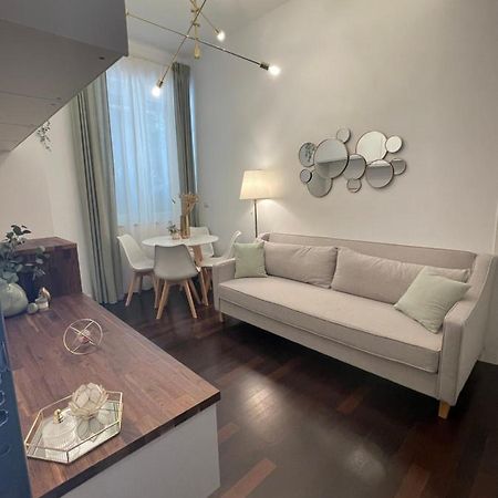 Bilocale Di Prestigio: Milano Centro Apartment Екстериор снимка