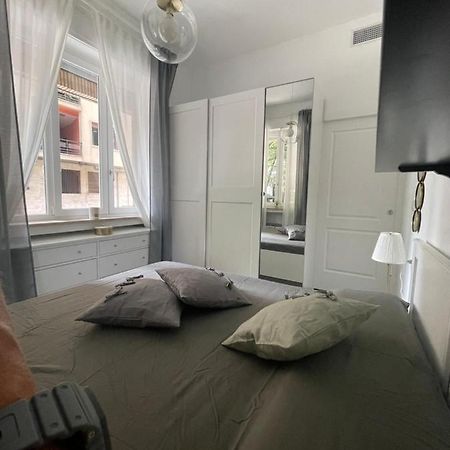 Bilocale Di Prestigio: Milano Centro Apartment Екстериор снимка