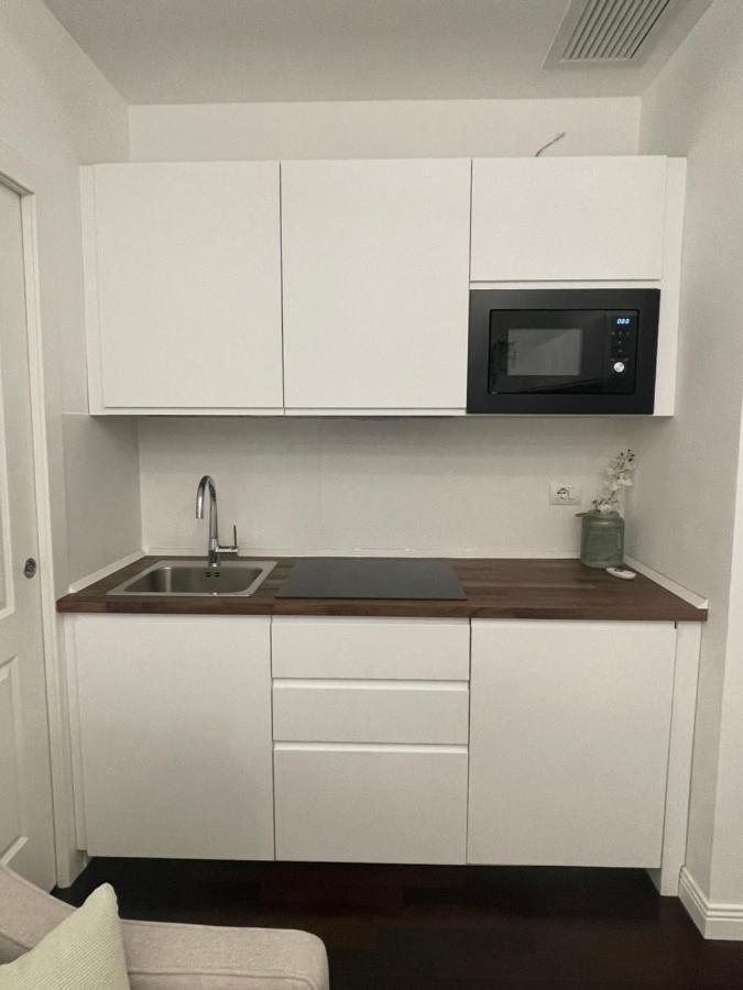Bilocale Di Prestigio: Milano Centro Apartment Екстериор снимка