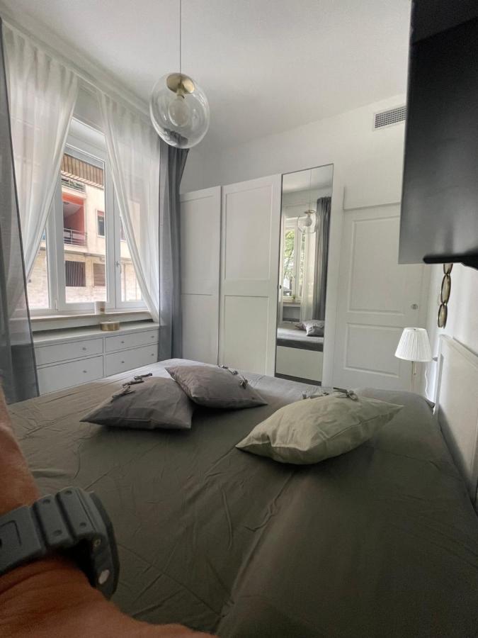 Bilocale Di Prestigio: Milano Centro Apartment Екстериор снимка